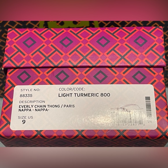 Tory Burch EVERLY Chain thong/ Paris sandal - Picture 3 of 6